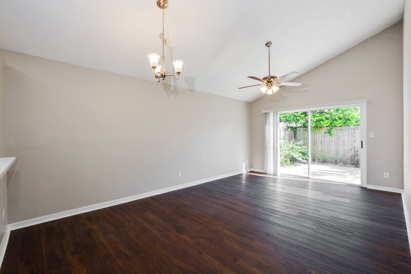 2,295/Mo, 12640 Whiterapids Dr Orlando, FL 32828 Dining Room View 2