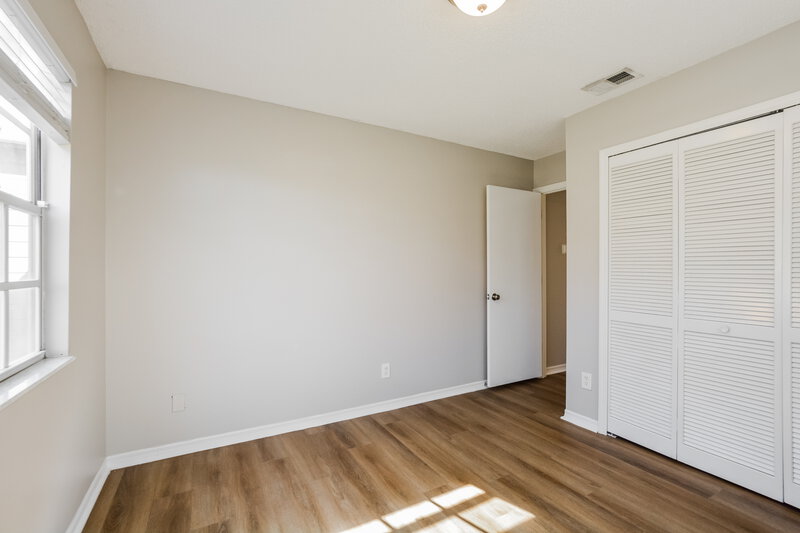 2,295/Mo, 12640 Whiterapids Dr Orlando, FL 32828 Bedroom View 4