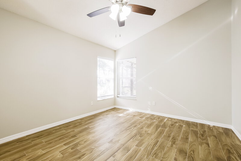 2,155/Mo, 9331 Echo Run Orlando, FL 32817 Main Bedroom View