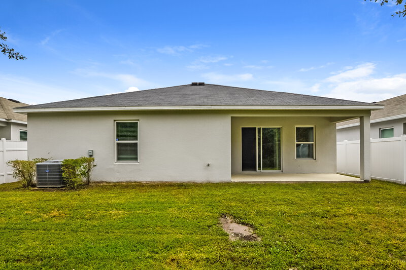 3,080/Mo, 2861 Mosshire Cir Saint Cloud, FL 34772 Rear View