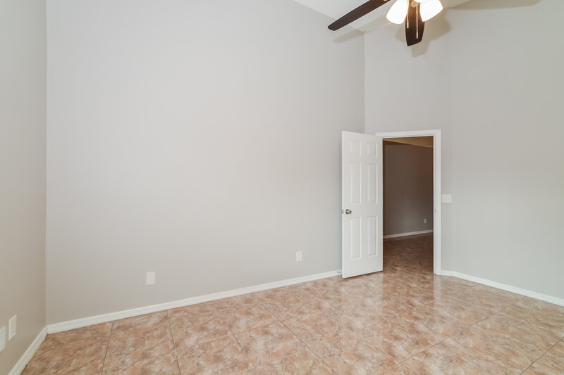 2,330/Mo, 3097 Birmingham Blvd Orlando, FL 32829 Main Bedroom View 2