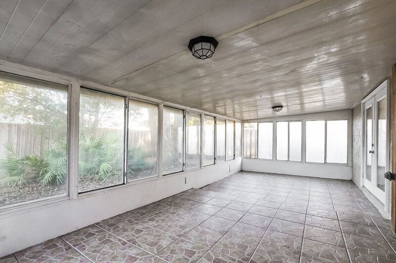 2,255/Mo, 4863 Reginald Rd Orlando, FL 32829 Sun Room View
