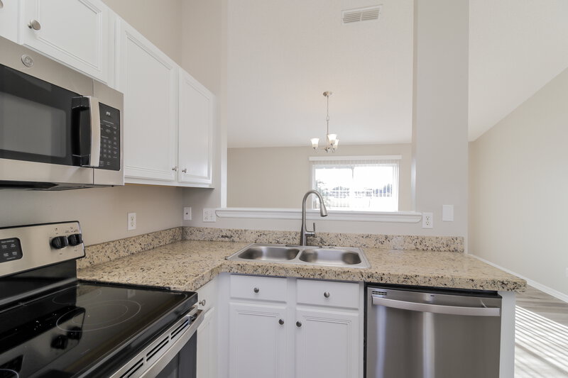 3,230/Mo, 3628 Fox Hollow Dr Orlando, FL 32829 Kitchen View