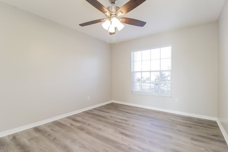 3,230/Mo, 3628 Fox Hollow Dr Orlando, FL 32829 Main Bedroom View