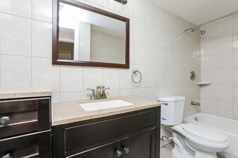 2,245/Mo, 5532 Garden Grove Cir Winter Park, FL 32792 Main Bedroom View