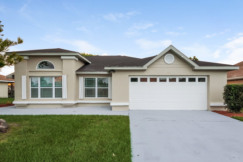 2,430/Mo, 240 Satinwood Cir Kissimmee, FL 34743 External View