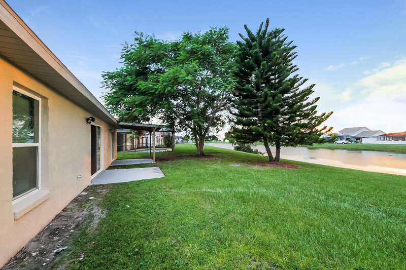 2,430/Mo, 240 Satinwood Cir Kissimmee, FL 34743 Rear View 2