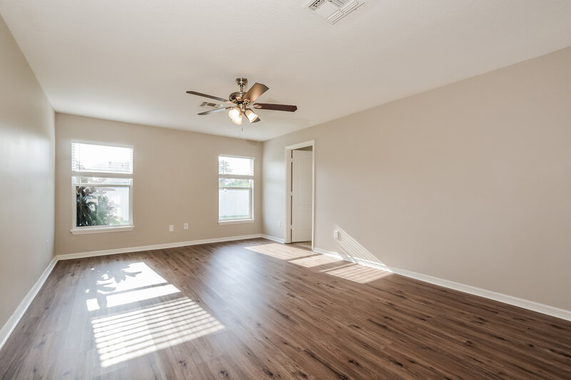2,890/Mo, 140 Conch Key Way Sanford, FL 32771 Main Bedroom View