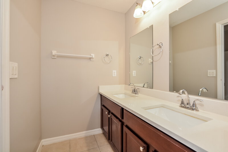 2,890/Mo, 140 Conch Key Way Sanford, FL 32771 Bathroom View