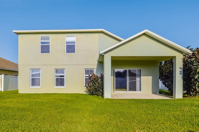 2,890/Mo, 140 Conch Key Way Sanford, FL 32771 Rear View