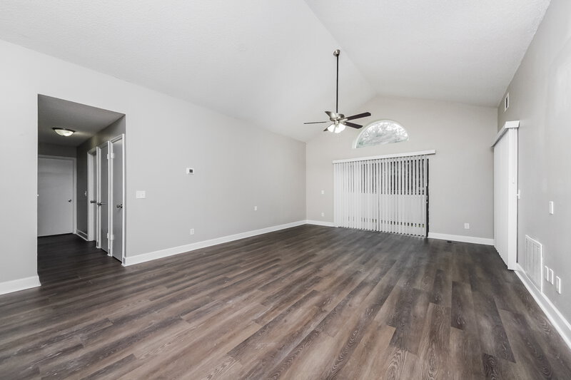 2,320/Mo, 321 Blue Bayou Dr Kissimmee, FL 34743 Living Room View