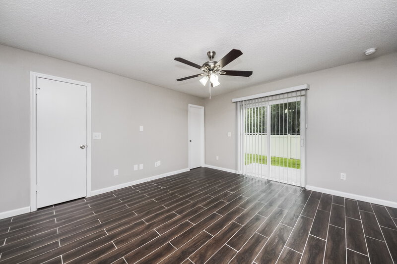 2,320/Mo, 321 Blue Bayou Dr Kissimmee, FL 34743 Main Bedroom View