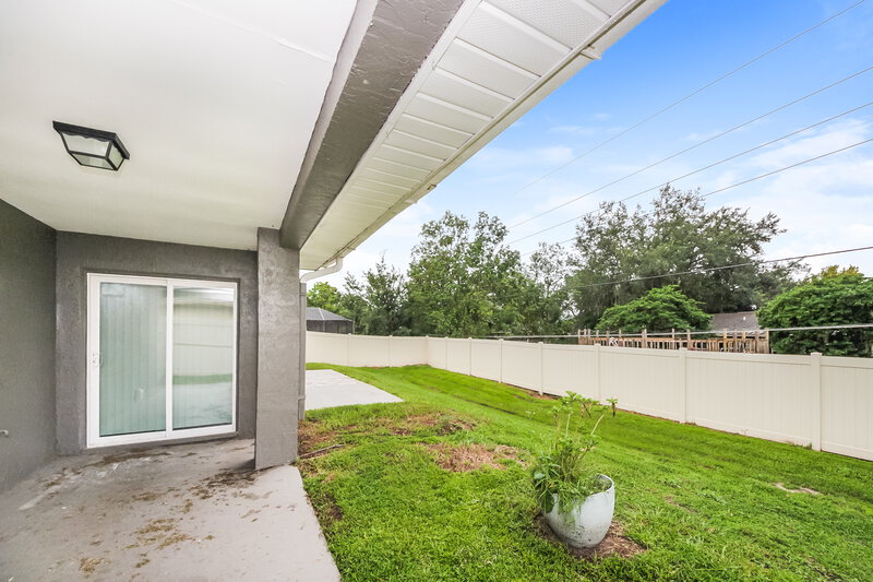 2,320/Mo, 321 Blue Bayou Dr Kissimmee, FL 34743 Covered Patio View