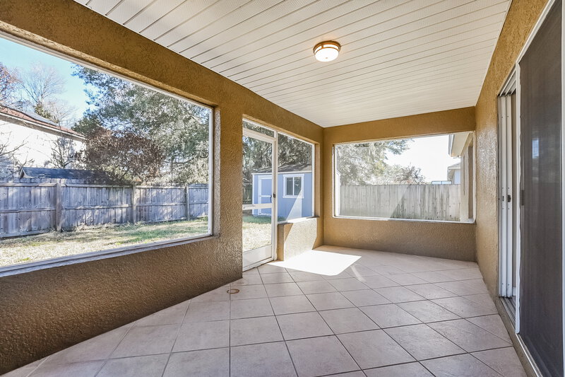 2,220/Mo, 3021 Colorado Ave Orlando, FL 32826 Sun Room View