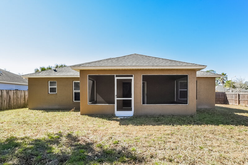 2,220/Mo, 3021 Colorado Ave Orlando, FL 32826 Rear View