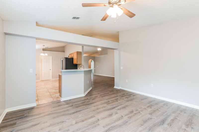 2,740/Mo, 1117 Windy Bluff Dr Minneola, FL 34715 Dining Room View 2