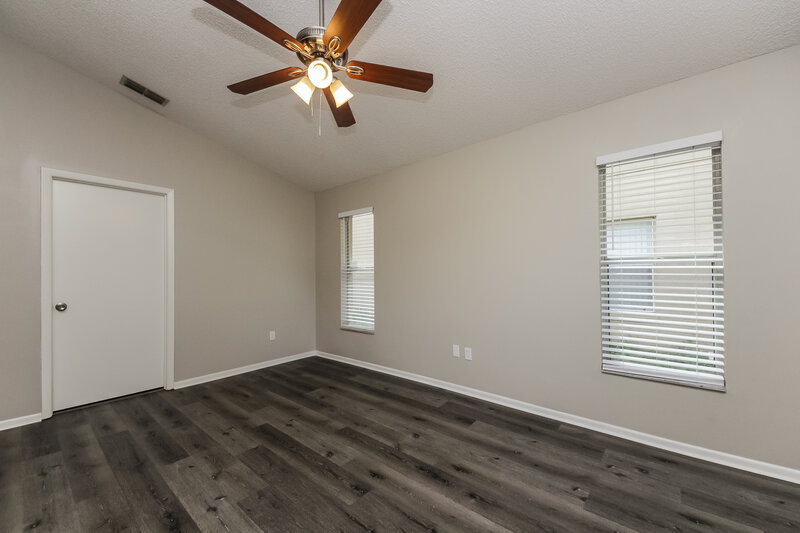 2,195/Mo, 113 Lancer Oak Dr Apopka, FL 32712 Main Bedroom View 2