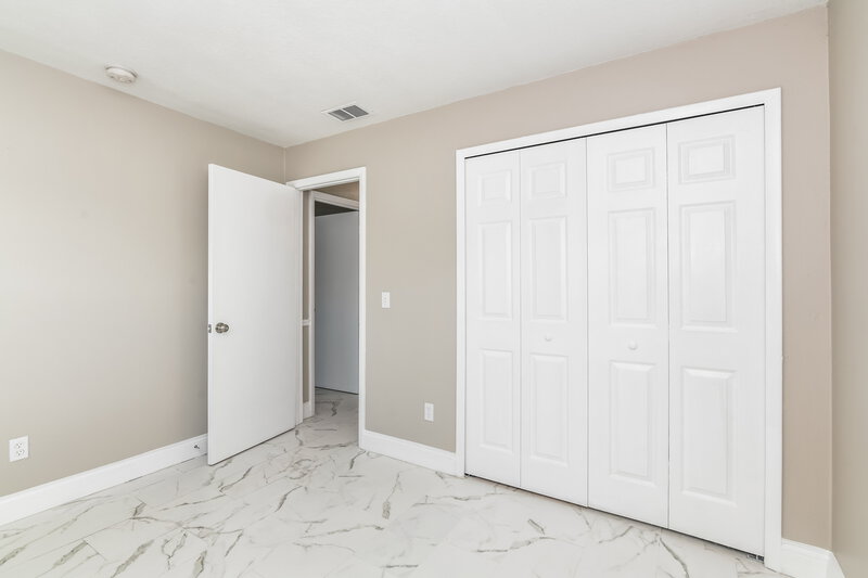 2,075/Mo, 206 Loch Low Dr Sanford, FL 32773 Bedroom View