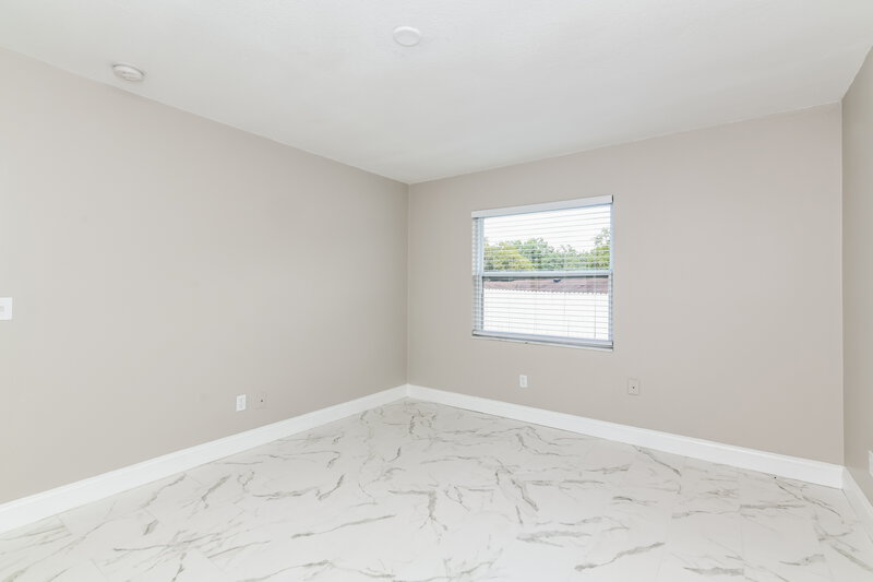 2,075/Mo, 206 Loch Low Dr Sanford, FL 32773 Bedroom View 3