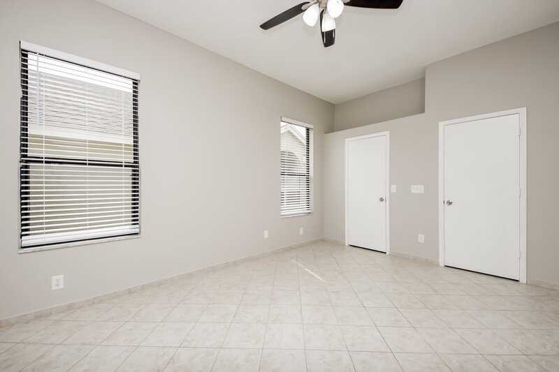 2,360/Mo, 12537 Darby Ave Orlando, FL 32837 Main Bedroom View