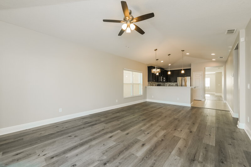 2,105/Mo, 3380 Reedy Glen Dr Kissimmee, FL 34758 Family Room View