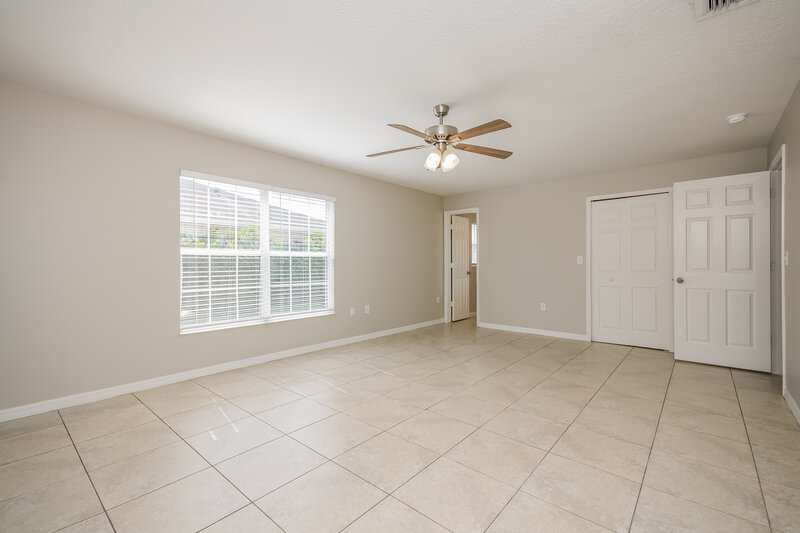 2,235/Mo, 501 Maricopa Dr Kissimmee, FL 34758 Main Bedroom View 2