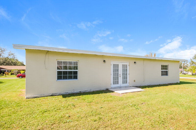 2,235/Mo, 501 Maricopa Dr Kissimmee, FL 34758 Rear View
