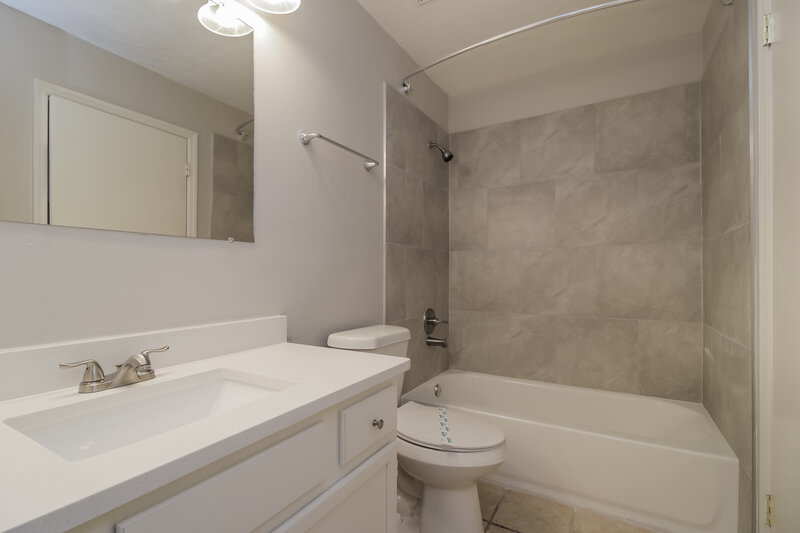 2,440/Mo, 1851 Cranberry Isles Way Apopka, FL 32712 Bathroom View