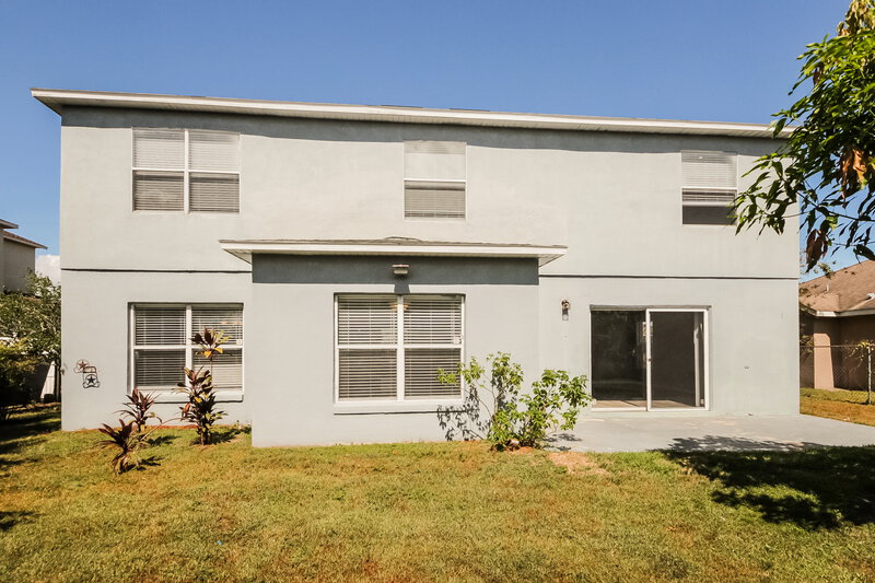 3,270/Mo, 318 Alegriano Ct Kissimmee, FL 34758 Rear View