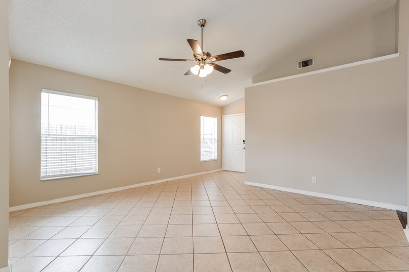 2,415/Mo, 628 Wechsler Cir Orlando, FL 32824 Living Room View