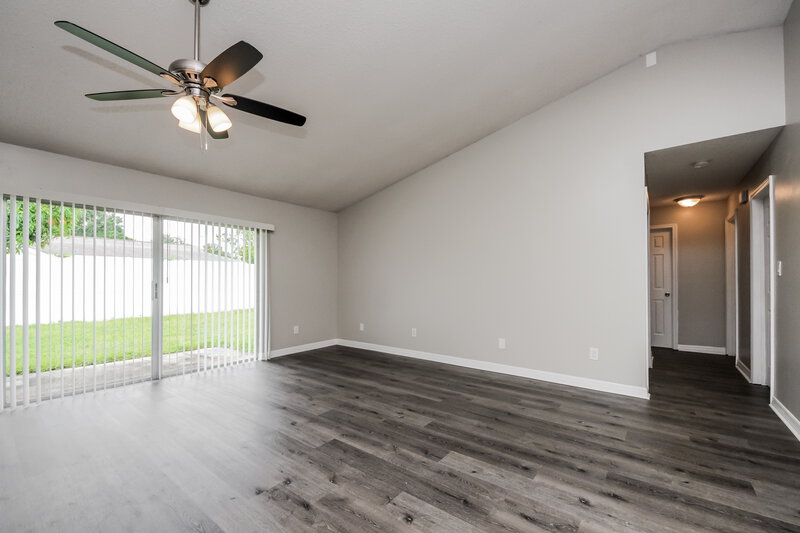 3,460/Mo, 12242 Medan St Orlando, FL 32837 Living Room View