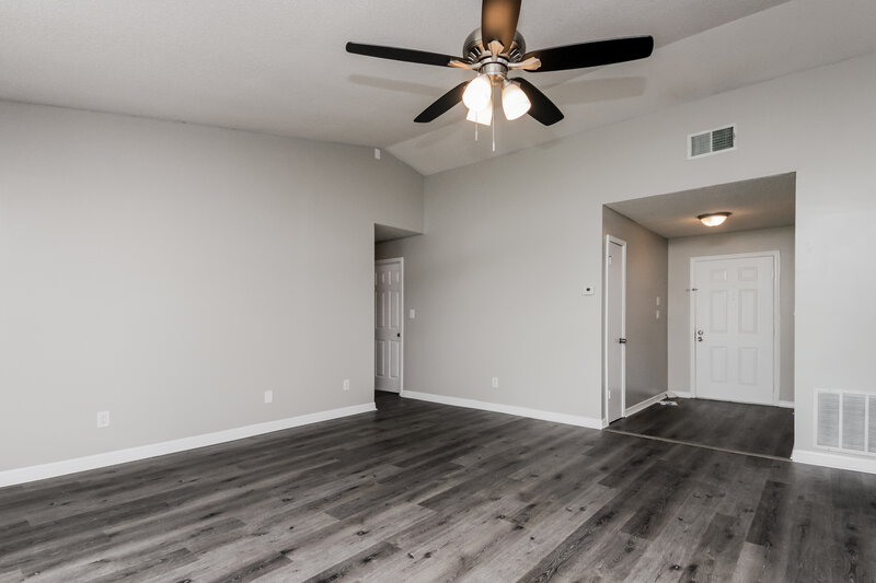 3,460/Mo, 12242 Medan St Orlando, FL 32837 Living Room View 2