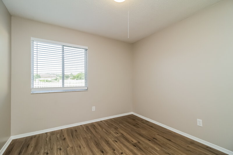 3,270/Mo, 1533 Colony Ave Kissimmee, FL 34744 Bedroom View