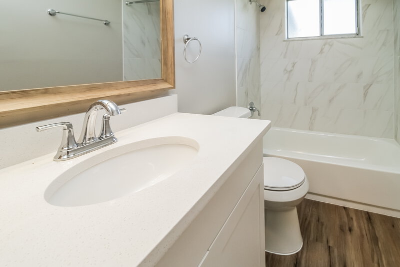 3,270/Mo, 1533 Colony Ave Kissimmee, FL 34744 Bathroom View