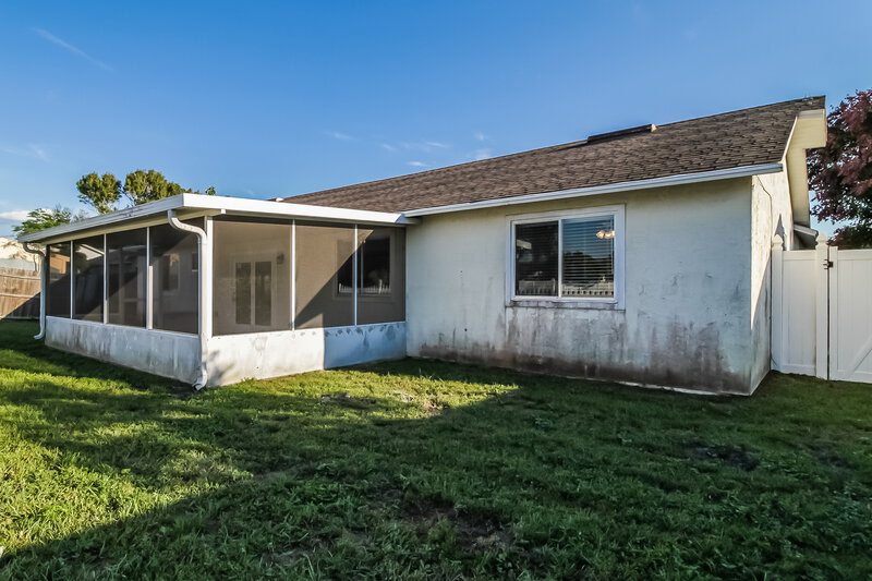 3,270/Mo, 1533 Colony Ave Kissimmee, FL 34744 Rear View