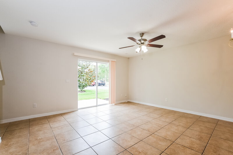 2,285/Mo, 4643 Lacebark Trl Oviedo, FL 32765 Living Room View 2