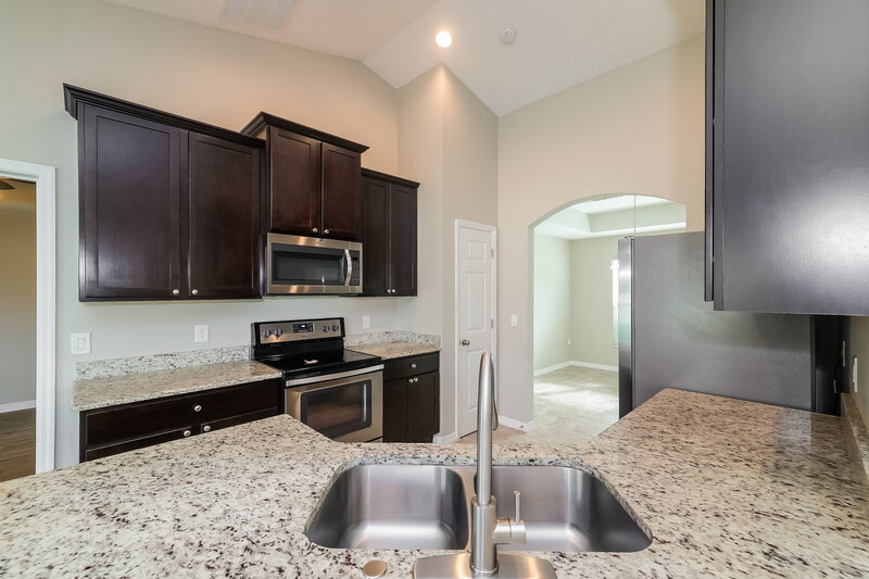 3,250/Mo, 3042 Drema Dr Saint Cloud, FL 34769 Kitchen View 3