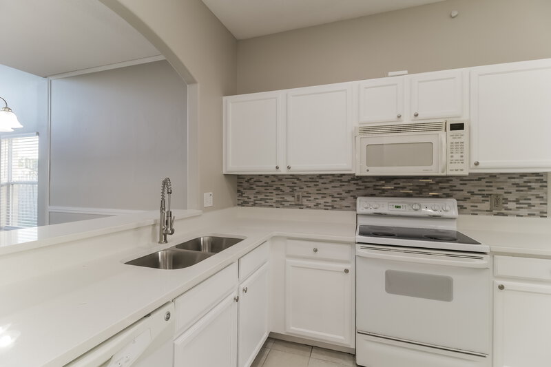 2,360/Mo, 2029 Meadow Pond Way Orlando, FL 32824 Kitchen View