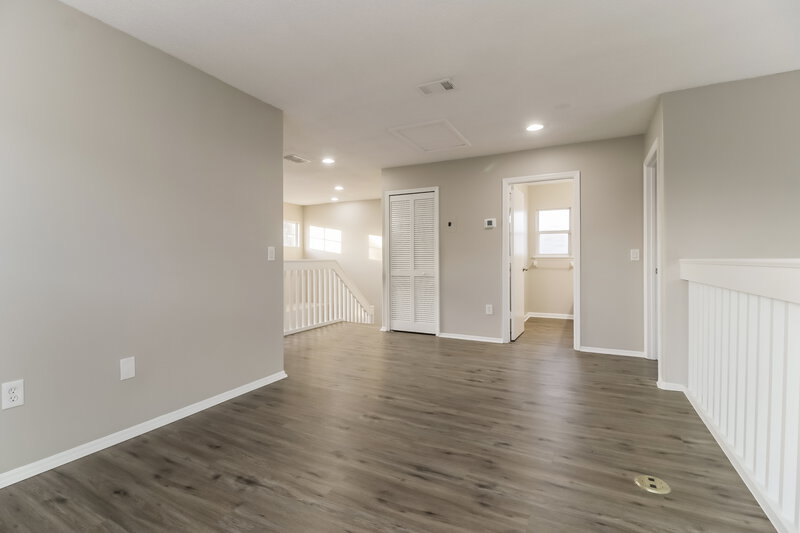 2,360/Mo, 2029 Meadow Pond Way Orlando, FL 32824 Loft View 2