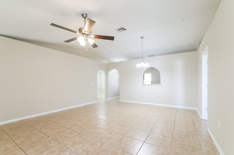 2,010/Mo, 15840 Wilkinson Dr Clermont, FL 34714 Living Room View 2