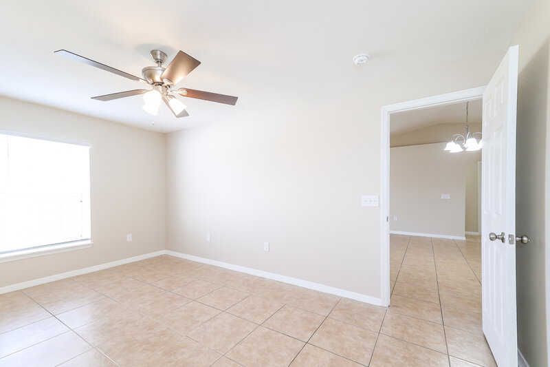 2,010/Mo, 15840 Wilkinson Dr Clermont, FL 34714 Bedroom View