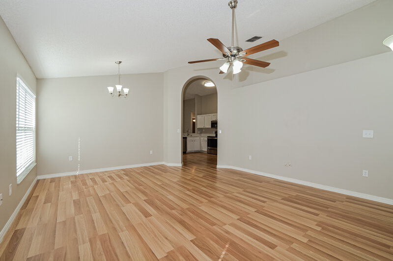 2,175/Mo, 832 Shell Ln Longwood, FL 32750 Living Room View 2