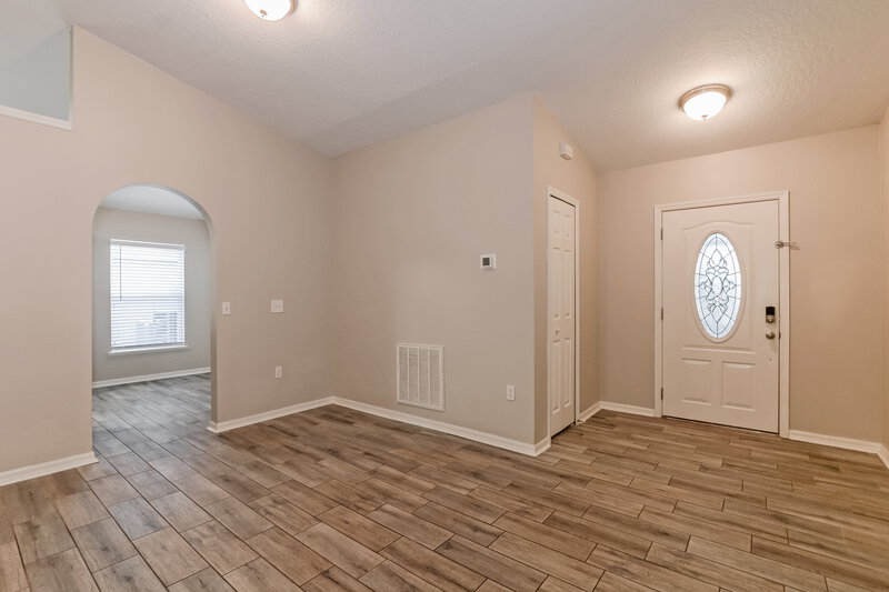 2,090/Mo, 341 Wekiva Chase Blvd Apopka, FL 32703 Living Room View 3