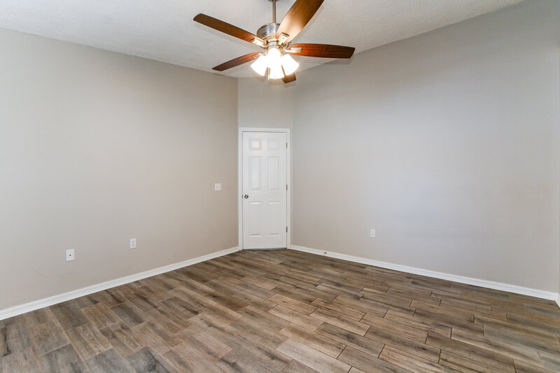 2,090/Mo, 341 Wekiva Chase Blvd Apopka, FL 32703 Main Bedroom View 2