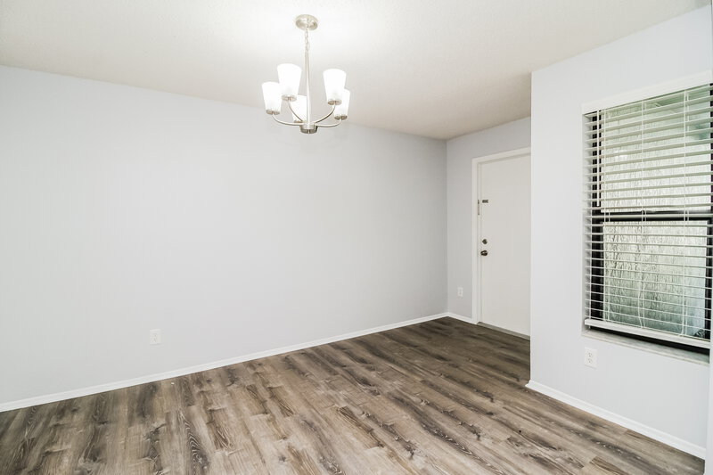 1,975/Mo, 1055 Alpug Ave Oviedo, FL 32765 Dining Room View