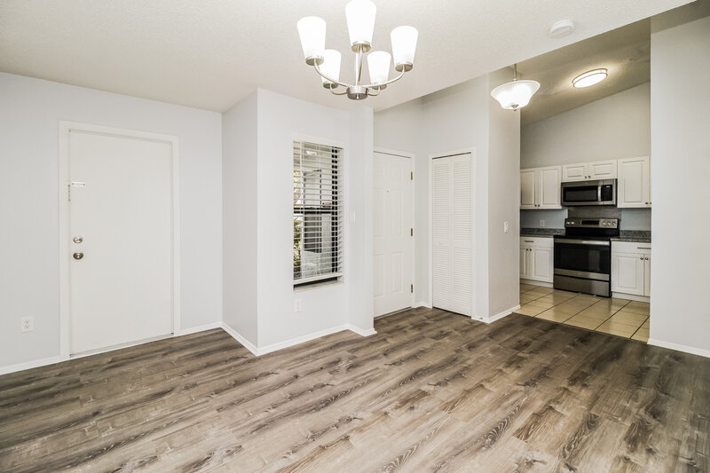 1,975/Mo, 1055 Alpug Ave Oviedo, FL 32765 Dining Room View 2