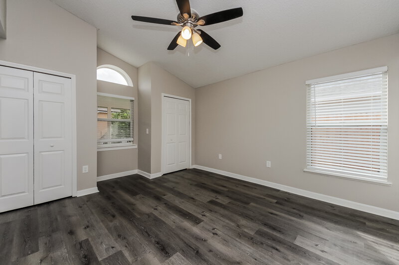 2,810/Mo, 5618 New Cambridge Rd Orlando, FL 32810 Main Bedroom View