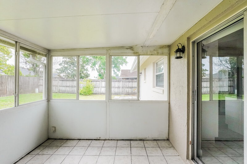 2,685/Mo, 2767 Muscatello St Orlando, FL 32837 Sun Room View