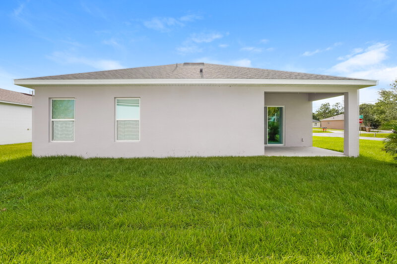2,590/Mo, 1042 Dudley Dr Kissimmee, FL 34758 Rear View