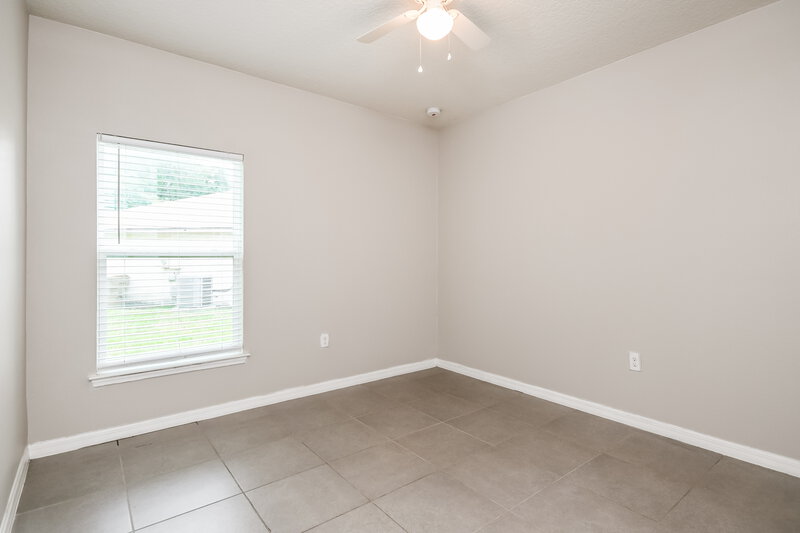 1,910/Mo, 108 Milton Pl Kissimmee, FL 34758 Bedroom View 2
